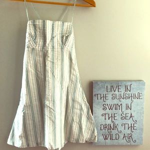 🍍LAST CHANCE, DONATING SOON🌺 Split brand dress